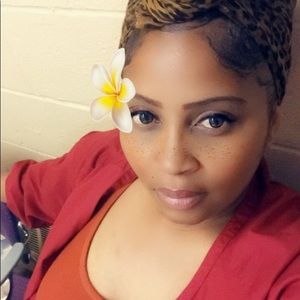 Meet your Posher, Rochelle